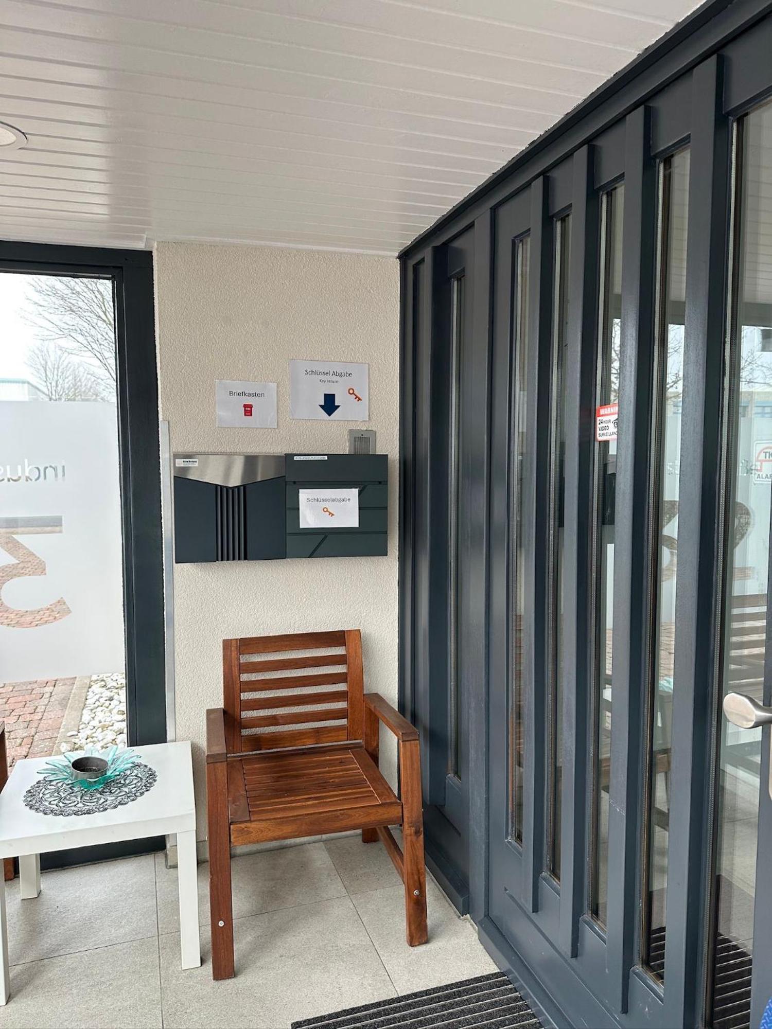 Mk Hostel Oyten - Free Wifi & Parking - 24H Check-In Экстерьер фото