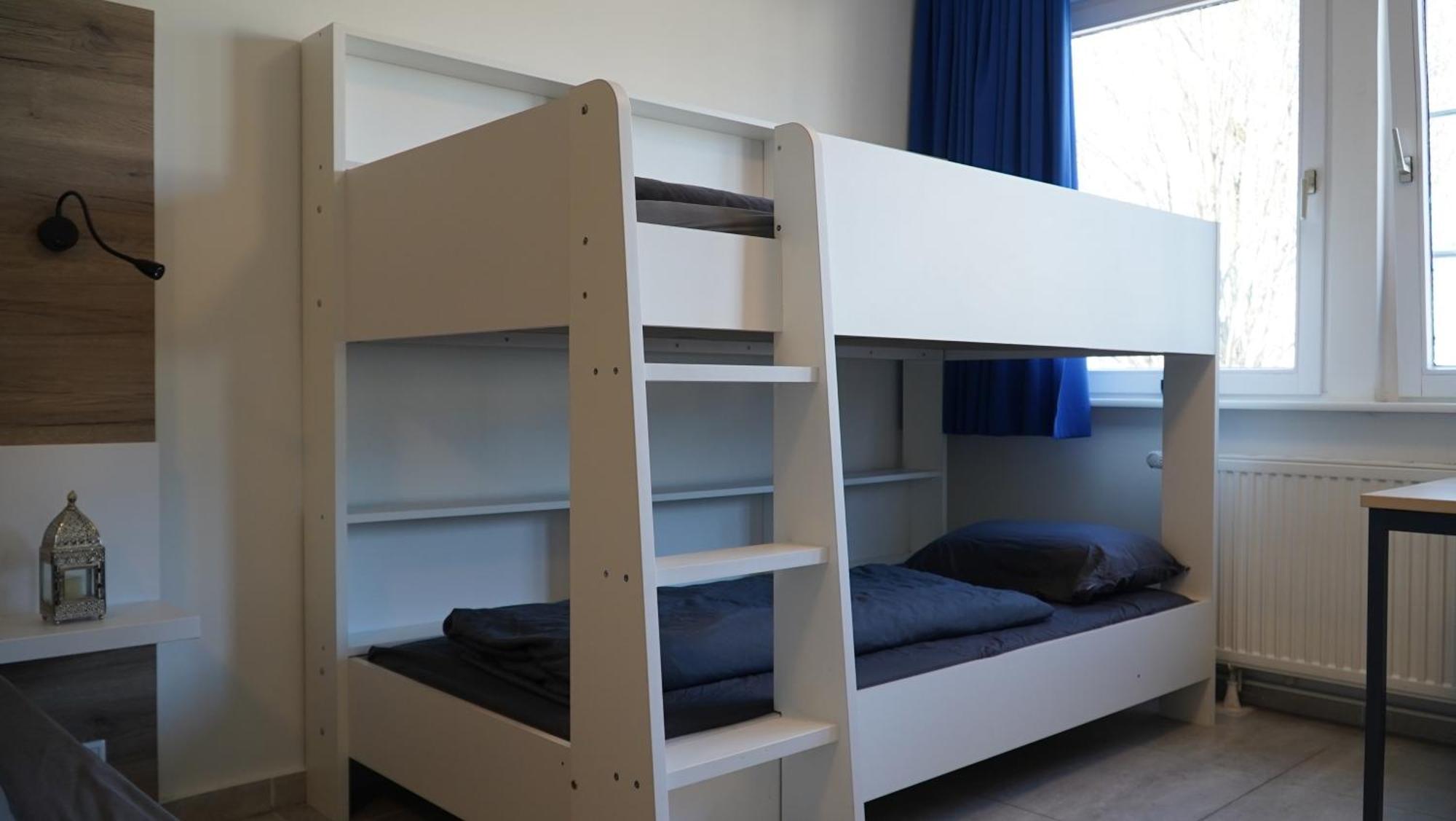 Mk Hostel Oyten - Free Wifi & Parking - 24H Check-In Экстерьер фото