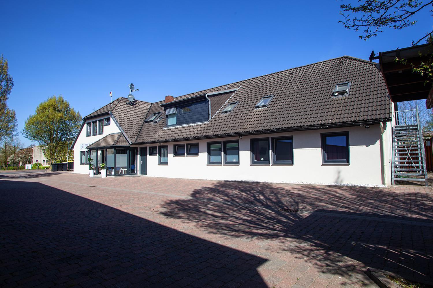 Mk Hostel Oyten - Free Wifi & Parking - 24H Check-In Экстерьер фото